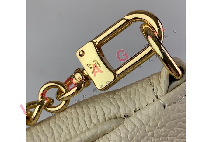 ���̺��� �̴� ����Ʈ �Ǽ����� M80732-3