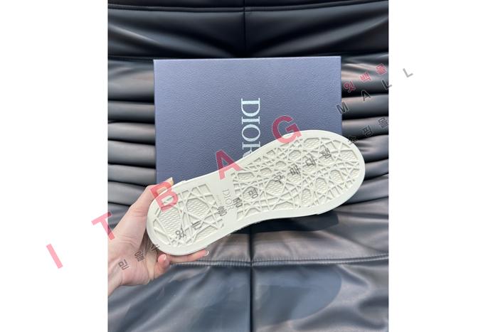 ��� B33 ����Ŀ��  SP9678