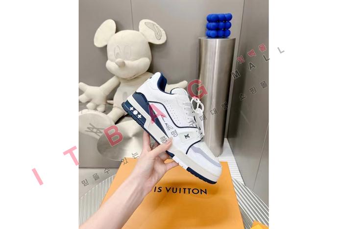���̺���  Ʈ���̳�  ����Ŀ�� YF9654