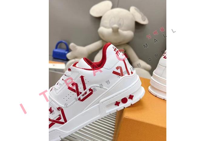 ���̺���  Ʈ���̳� YF9655-1 ��������