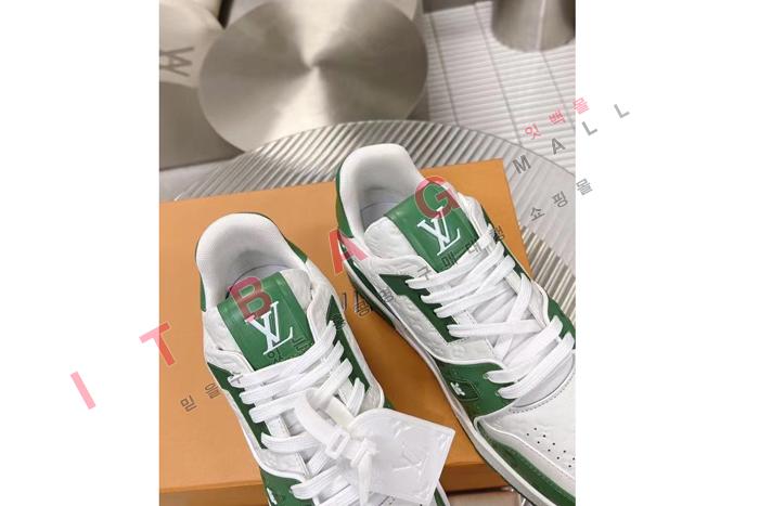 ���̺���  Ʈ���̳�  YF9656-1 ��������