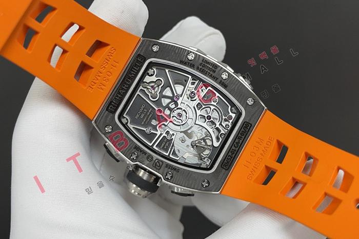 ������ ��   RM62-01   HT6068