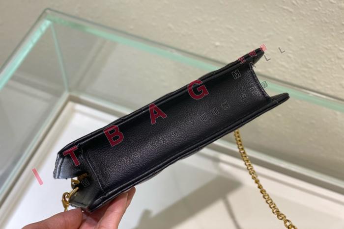 ��� Caro Every Dior �Ŀ�ġ  DR90322