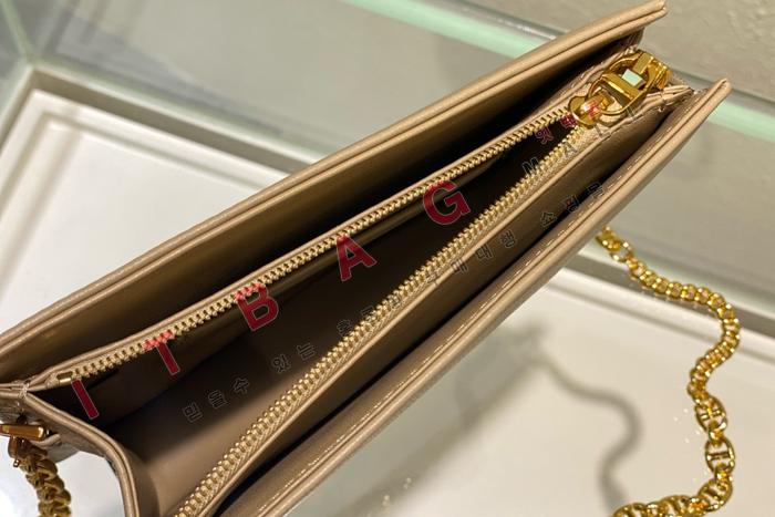 ��� Caro Every Dior �Ŀ�ġ  DR9032-1
