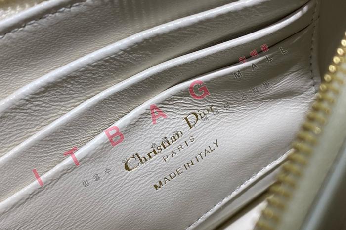 ��� Caro Every Dior �Ŀ�ġ  DR9032-2