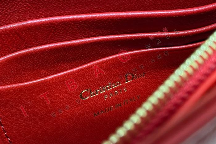 ��� Caro Every Dior �Ŀ�ġ  DR9032-3