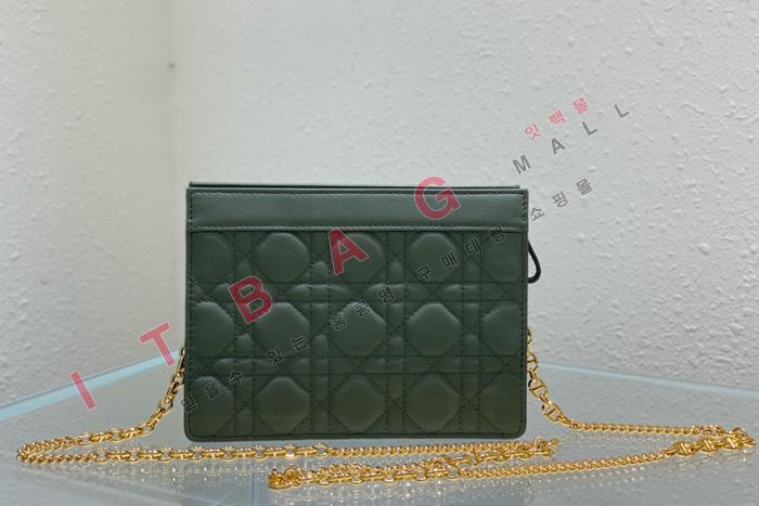 ��� Caro Every Dior �Ŀ�ġ  DR9032-4