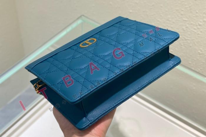 ��� Caro Every Dior �Ŀ�ġ  DR9032-5