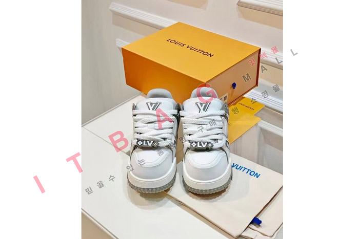 ���̺��� Ʈ���̳� �ƽ� ����Ŀ�� YF8950    ��������