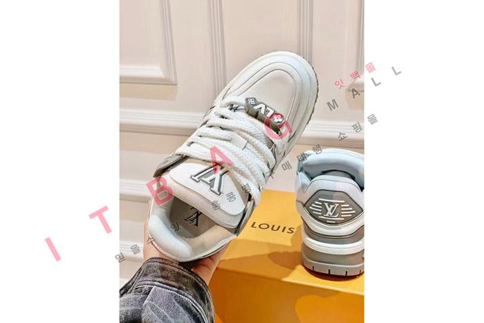 ���̺��� Ʈ���̳� �ƽ� ����Ŀ�� YF8950    ��������