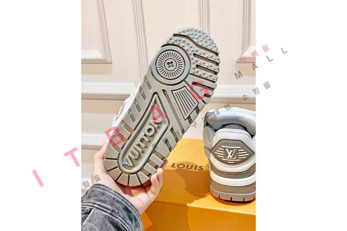 ���̺��� Ʈ���̳� �ƽ� ����Ŀ�� YF8950    ��������