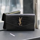 �Ի��ζ� ũ��Ŀ���� �������� ���̴�  UPTOWN ������ 582124-1