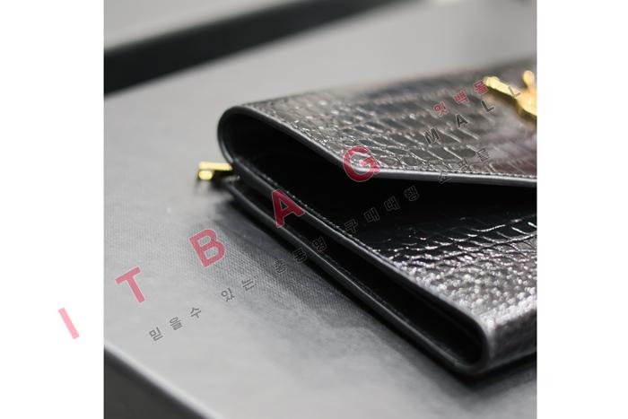 �Ի��ζ� ũ��Ŀ���� �������� ���̴�  UPTOWN ������ 582124-1