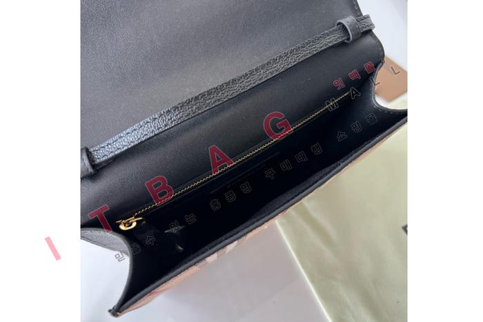 ������  ũ�ν���  BU70104-1