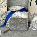 ��� Caro Scarlet ����  A82360-3