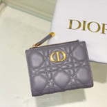 ��� 30 Montaigne Dahlia ����  A82362-3