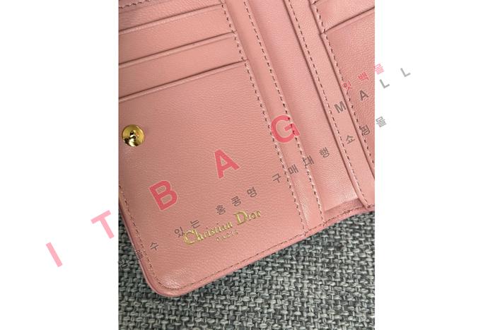 ��� Caro Scarlet ����  A82360-2