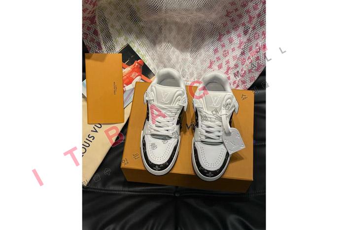 ���̺��� Ʈ���̳� ����Ŀ�� SP9457-1