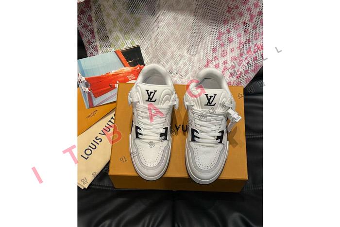 ���̺��� Ʈ���̳� ����Ŀ�� SP9457-3