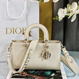 ��� Lady D-Sire  ���� �� DR9038-2