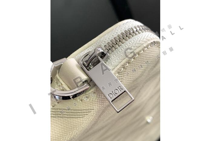 ��� Galaxy ����  �Ŀ�ġ  DR9044