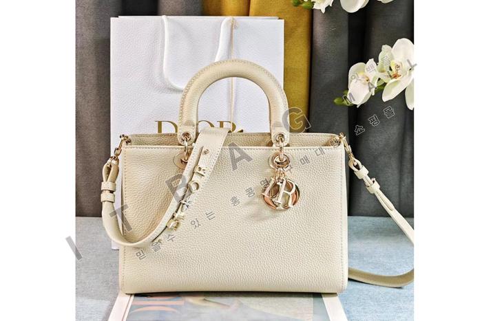 ��� Lady D-Sire �̵�� ��  DR9045-3