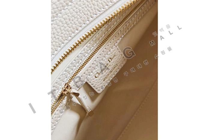 ��� Lady D-Sire �̵�� ��  DR9045-3