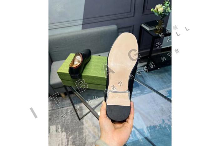 ���� ���� ����  YF9227