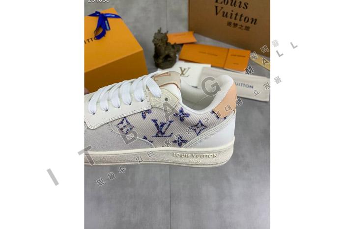 ���̺��� ��Ÿ��� ����Ŀ�� MYB6492-4      ��������