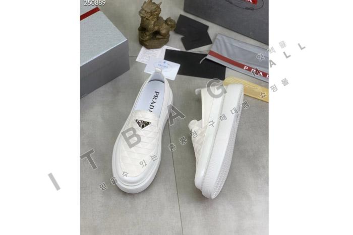 ����� ���� ����  MYB6497-1