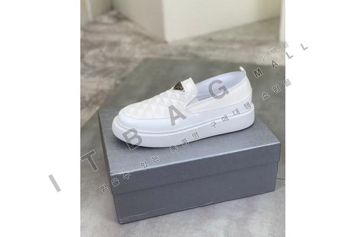 ����� ���� ����  MYB6497-1