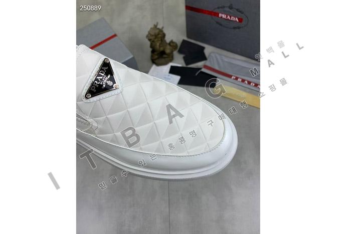 ����� ���� ����  MYB6497-1