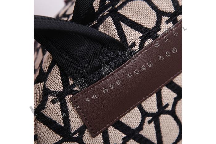 �߷�Ƽ�� Ʈ�� ���ڳ�׶��� ����   DX0186-3