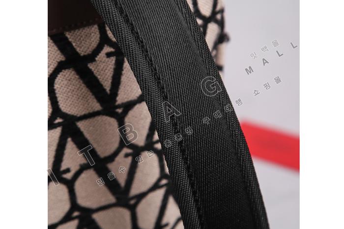 �߷�Ƽ�� Ʈ�� ���ڳ�׶��� ����   DX0186-3