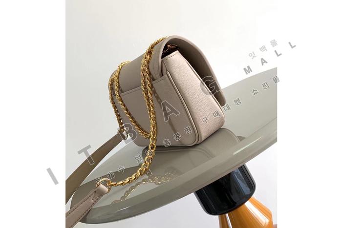 ���̺��� �̽�Ʈ ����Ʈ ���� ü�ι� M22303-1