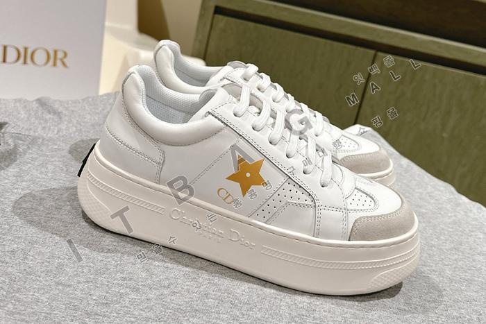 ��� Star �÷��� ���� ����Ŀ��  YIBU1676-1