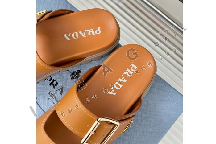 ����� ����  ������   YIBU1679-3