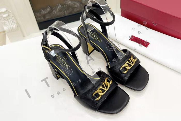 �߷�Ƽ�� ����ٴ� V�ΰ� �� ����  YIBU1680     7CM
