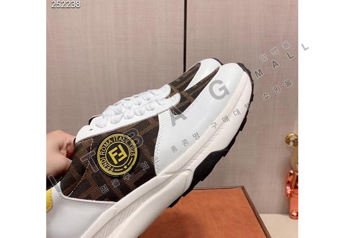 �ҵ�  ���� ����Ŀ��  MYB5461 (2�÷�)