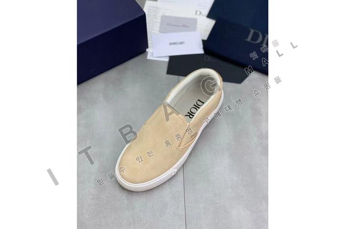 ��� ������ ����Ŀ��  YF9379