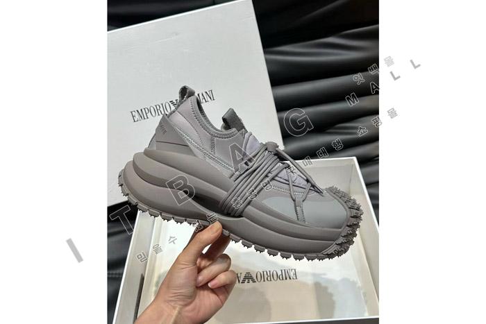 �˸���  ���� ����Ŀ�� SP9383