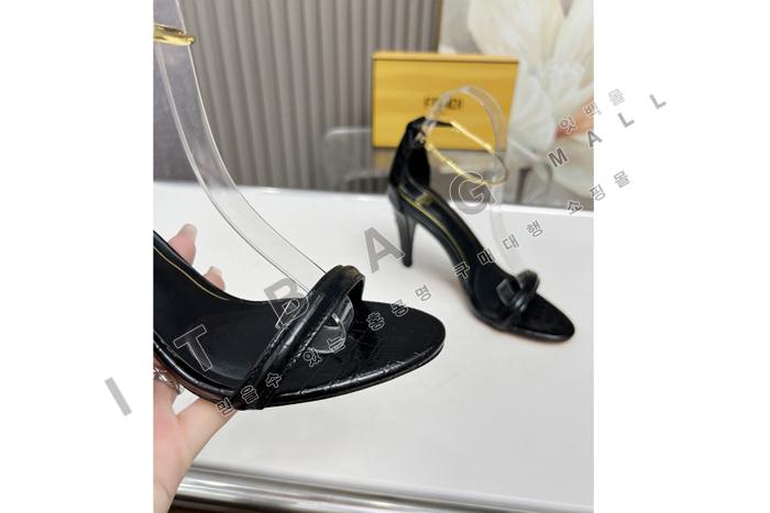 �ҵ� �ʷ� ������  ����  YIBU1699       9CM