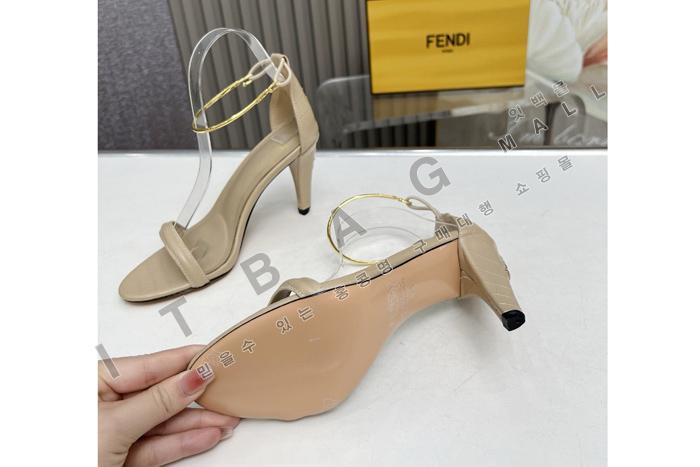 �ҵ� �ʷ� ������  ����  YIBU1699-3       9CM