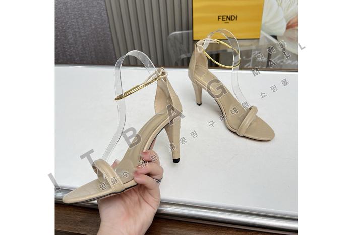 �ҵ� �ʷ� ������  ����  YIBU1699-3       9CM