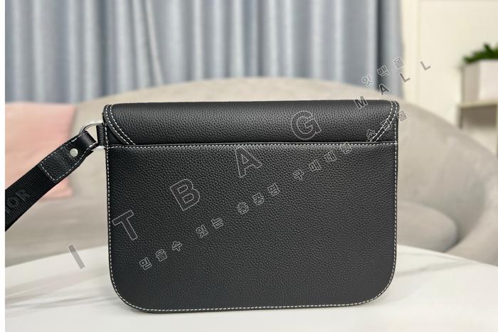 ��� Saddle A5 �Ŀ�ġ  DR9065-1