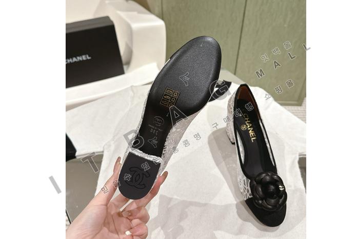���� ������  YIBU1704