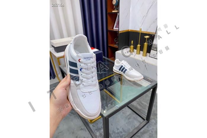 �� ����  ���� ����Ŀ�� MYB4942