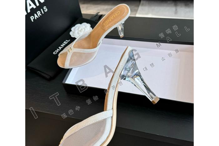 ���� �� ����   YIBU1712-3