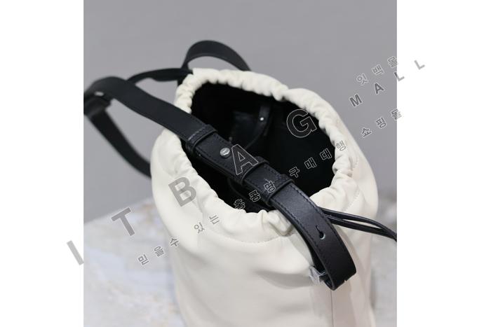 �Ի��ζ� ������� ��ο콺Ʈ�� ��Ŷ�� 710261-3