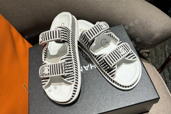 ���� ���� ����  YIBU1715
